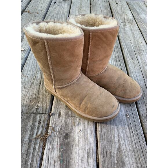 UGG Classic Short II Boots Chestnut Women’s Sz 7 - Picture 1 of 11